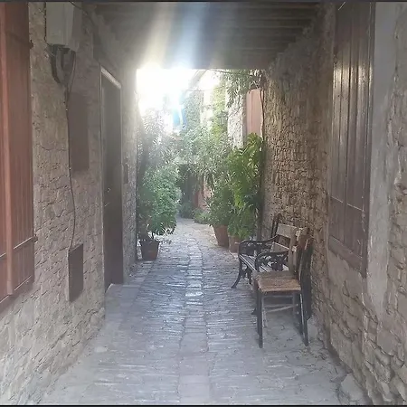 招待所 Marys Traditional House